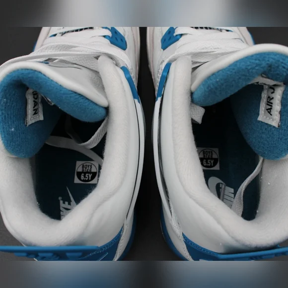 Air Jordan 4 Retro (GS) Off White/Military Blue 6.5Y - Picture 7 of 14